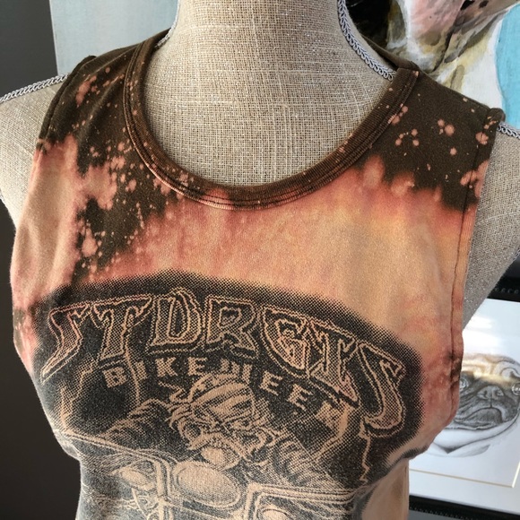 Bleached-out Sturgis Motorcycle Tank - Picture 3 of 9